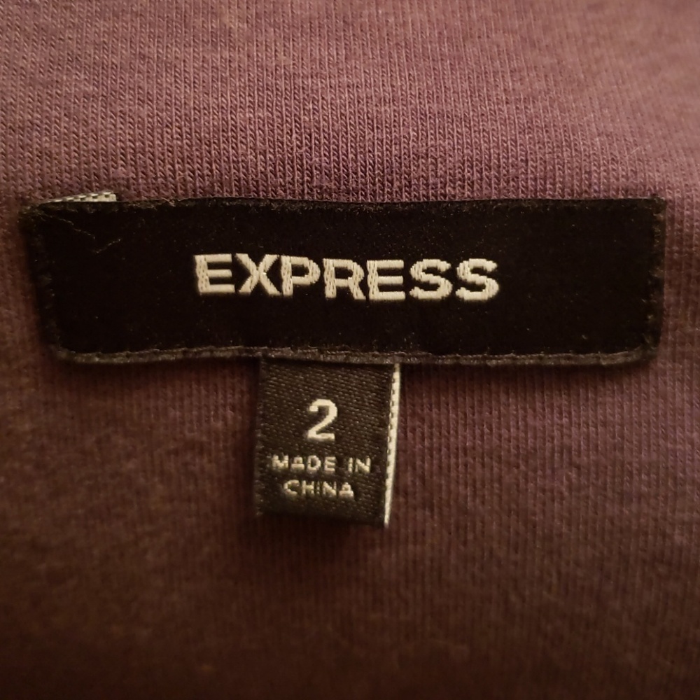 Express dress - Picture 2 of 3